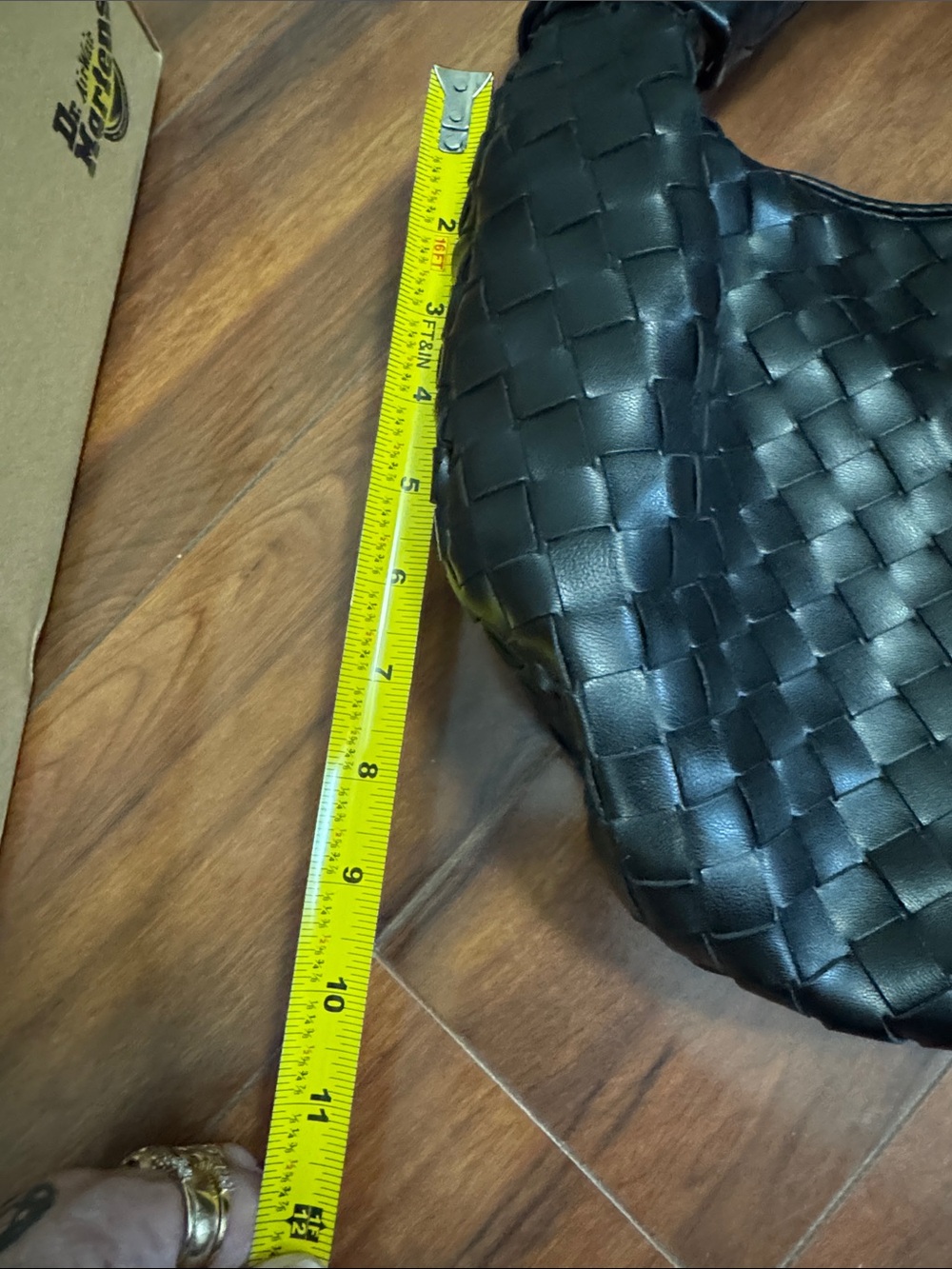 Bottega Veneta copy Black Intrecciato Hobo Shoulder Bag - Picture 5 of 6